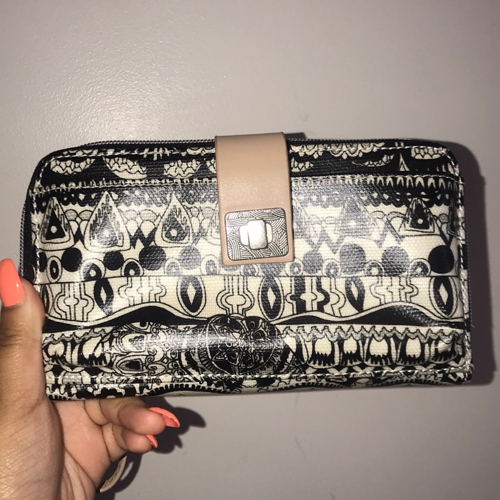Smartphone Wristlet !